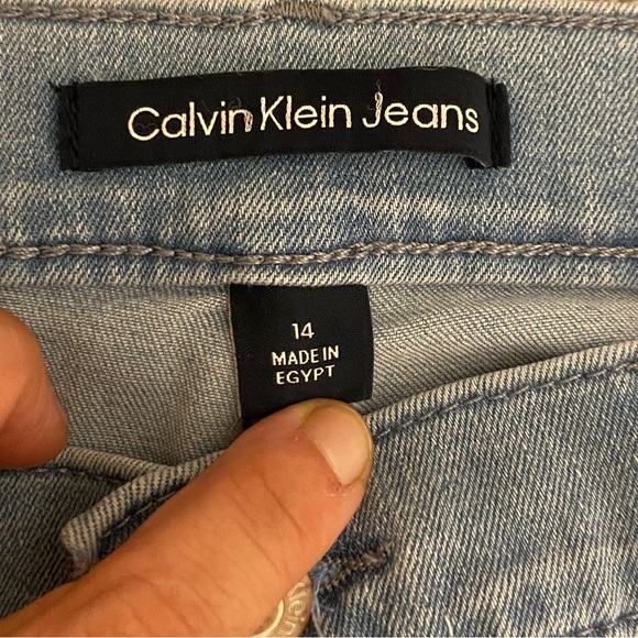 New Calvin Klein jeans 👖 - Picture 5 of 7